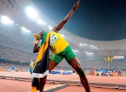 莱万多夫斯基意外战胜MAD，战术调整引爆全场！全场沸腾不已